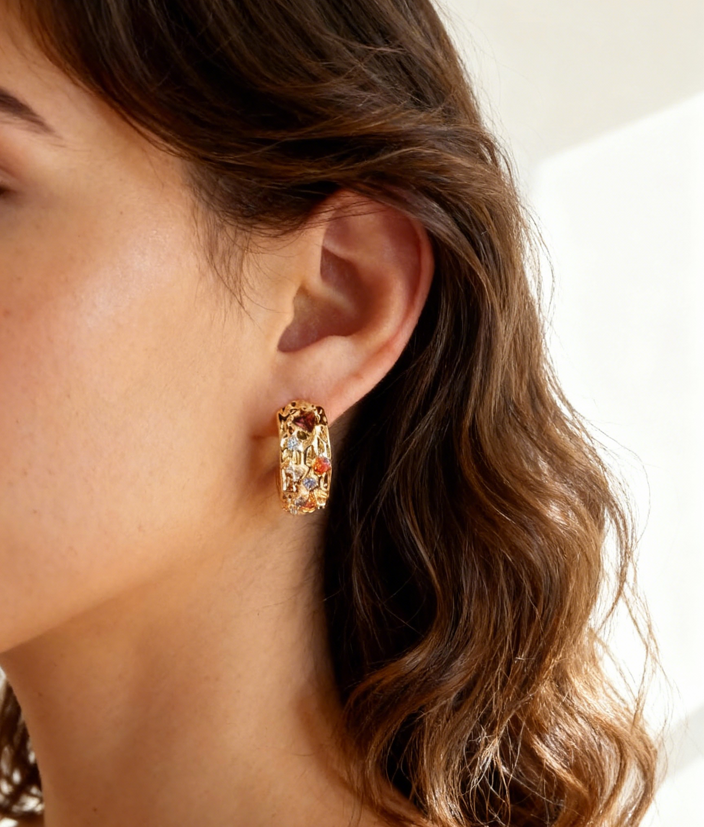 Elegant multicolour gemstone hoop earrings inspired by Renior riverlight, perfect for every chic elegant occasions